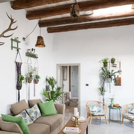 Casa Botanica - Island Location - 10 Mins Drive To Famara And La Santa Apartment Tao