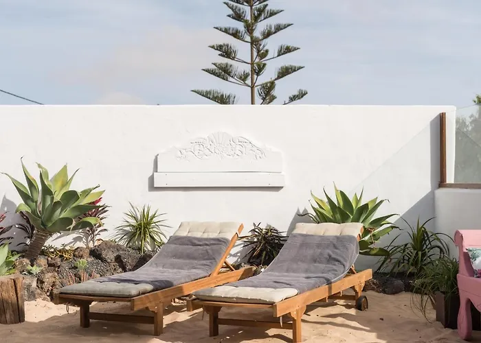 Casa Botanica - Island Location - 10 Mins Drive To Famara And La Santa Lejlighed