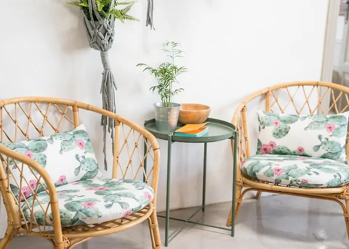 Casa Botanica - Island Location - 10 Mins Drive To Famara And La Santa